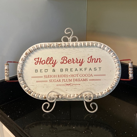 Tray HOLLY BERRY INN Christmas Holiday Wood Shabby Chic Chippy Beaded Farmhouse - Picture 1 of 10